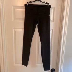 Black Lululemon leggings